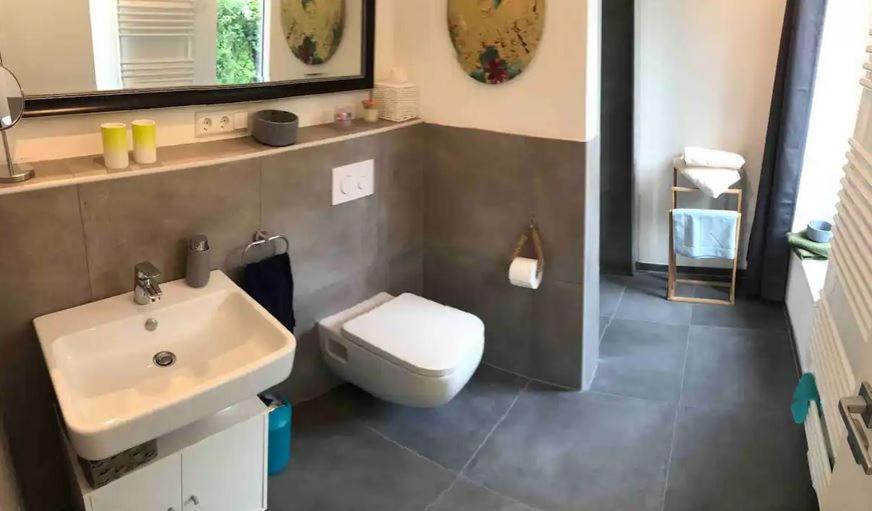 Im Bademantel An Den Strand Mit Terrasse Eckernfoerde Ngoại thất bức ảnh
