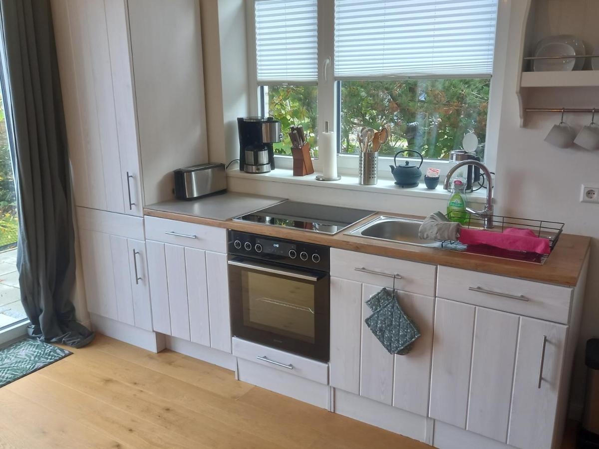 Im Bademantel An Den Strand Mit Terrasse Eckernfoerde Ngoại thất bức ảnh